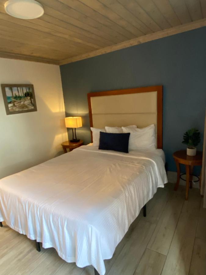 American Inn Pensacola Esterno foto