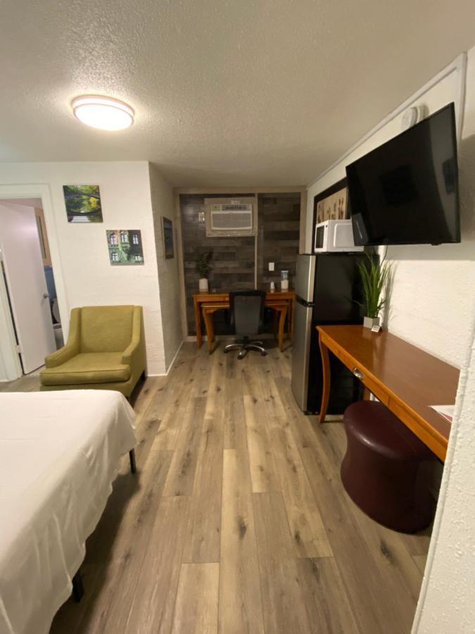 American Inn Pensacola Esterno foto